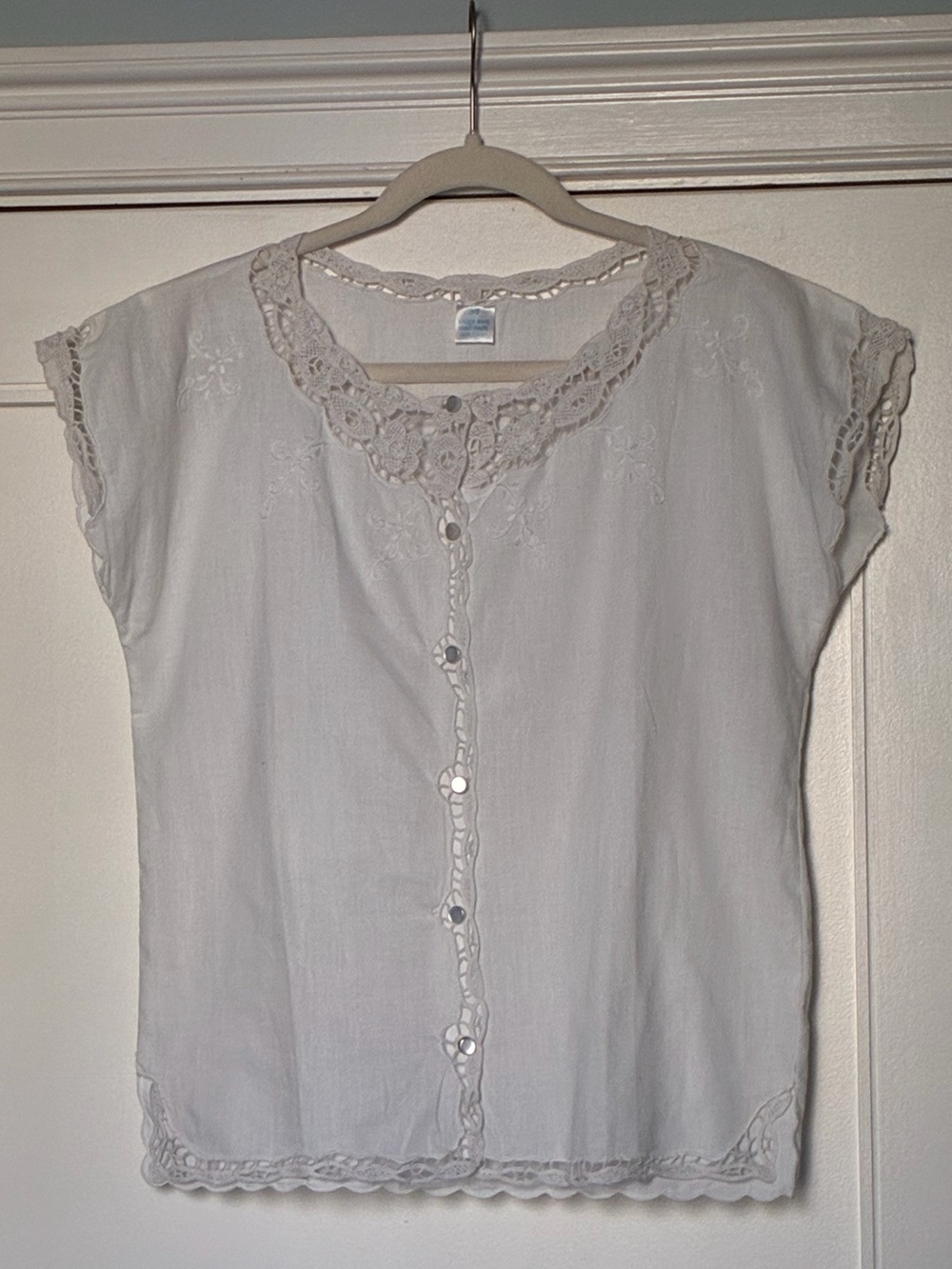 Hand Embroidery Lace Top | 100% Cotton  | White Button Front Blouse - Size 38 M